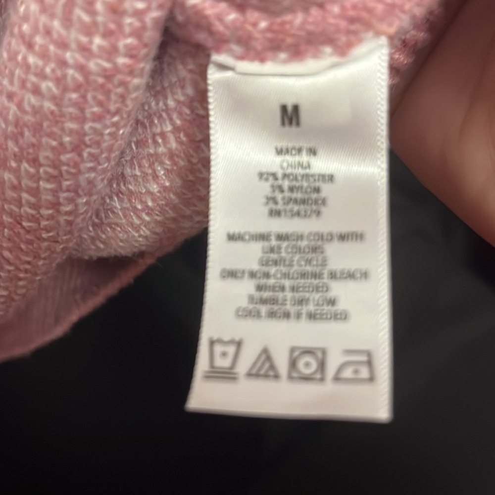 Aeropostale- vneck pink and white plaid sweater - Picture 4 of 6